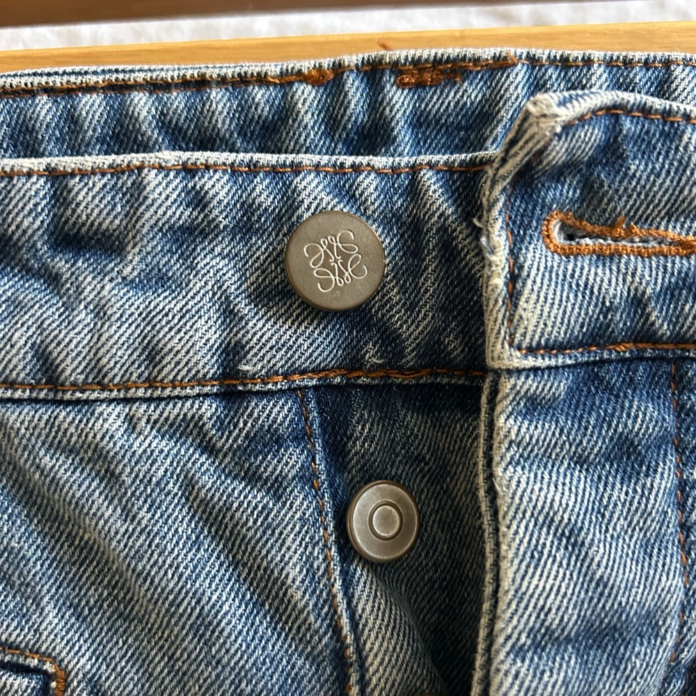 Loewe Jeans White Cuffed - Size 36- Fits 26W.
